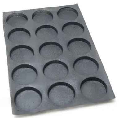 תבנית פייבר סיליקון 60/40 ס"מ  מחורר 15 שקעים(לחמניית המבורגר) MAE