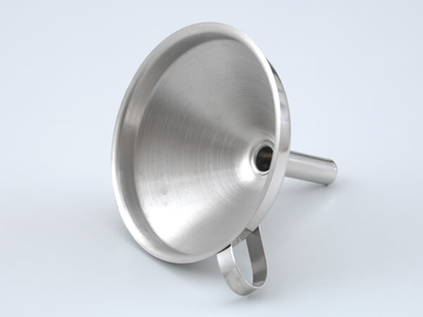 משפך נירוסטה 12 ס"מ