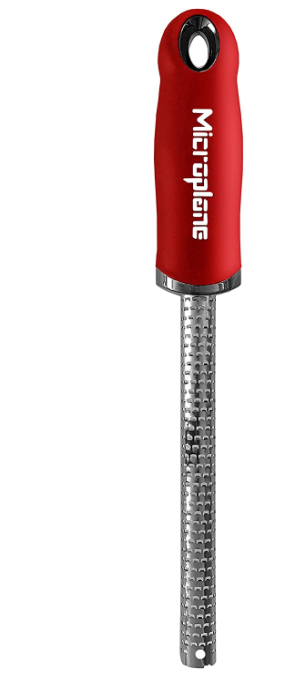 זס/מגרדת מעוגלת צרה למוסקט ידית אדומה  MICROPLANE Spice Grater