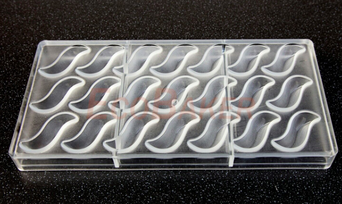 תבנית שוקולד שפתיים פוליק' 21 שקעים CW1848 chocolate world