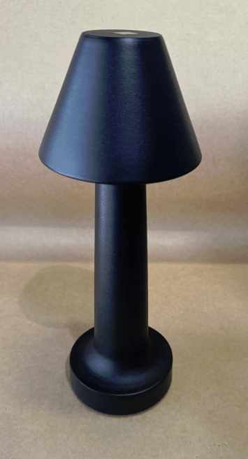 מנורת שולחן 24 ס"מ  נטענת שחור קונוס "נטו"