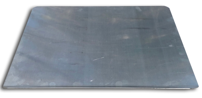 מגש שטוח 41.5/35.5 ס"מ אלומיניום (מידה ביתית) מחוזק בעובי 2.00 מ"מ +מדבקת הגנה PVC