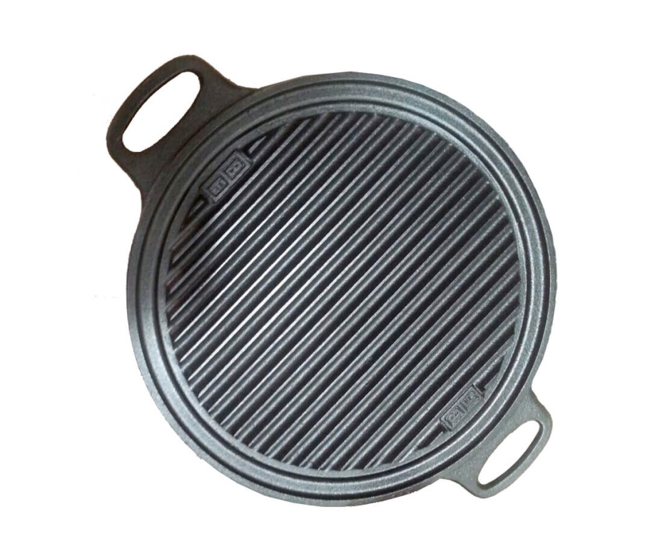 פלטה/ פלנצ'ה יציקת ברזל עגול דו צדדי מחורץ חלק שחור 36 ס"מ (יציקה)