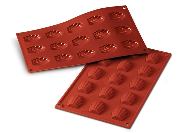 תבנית סיליקון מיני מדלן 15 שקעים SILIKOMART