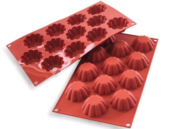 תבנית סיליקון מיני בריוש 12 שקעים SILIKOMART