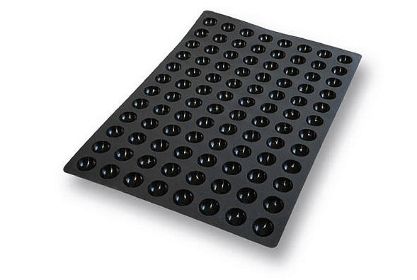 תבנית סיליקון 60/40 ס"מ  חצי כדור 96 שקעים  SILIKOMART